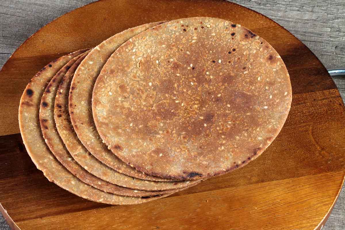 Gud Bajra Rotla 500 Gm