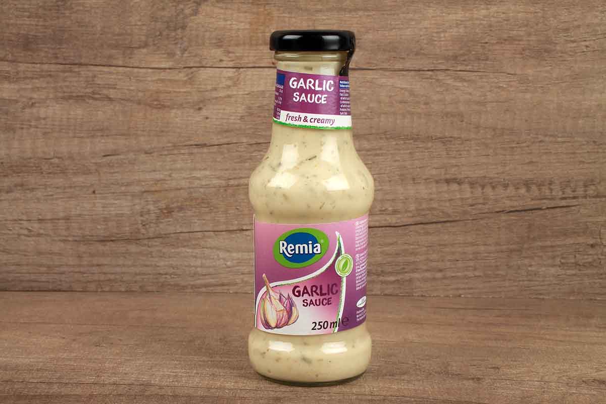 Remia Garlic Sauce 250 Ml 285 Gm