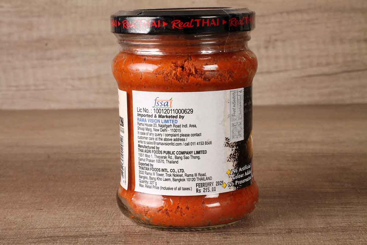 Real Thai Massaman Curry Paste 227 Gm