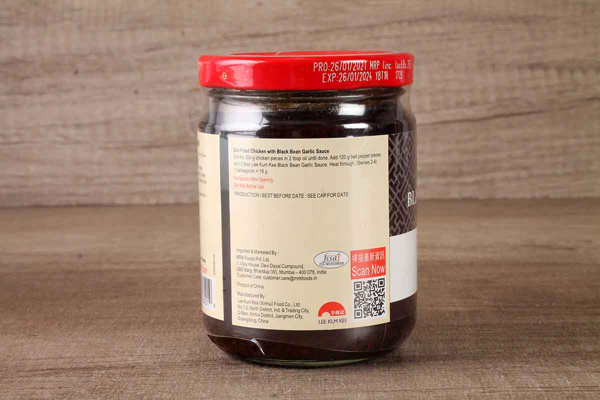 Lee Kum Kee Black Bean Garlic Sauce 226 Gm