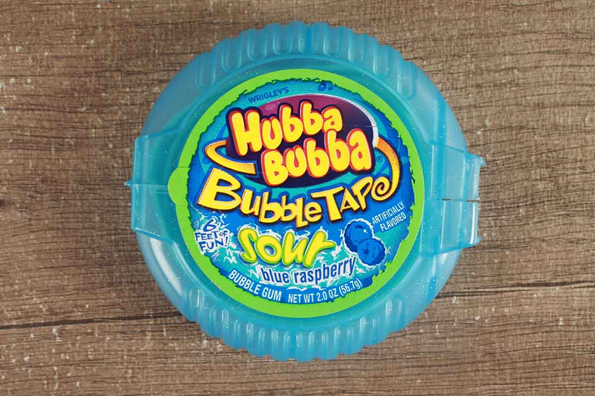 Hubba Bubba Bubble Tapo Sour Blue Raspberry Bubble Gum 56.7 Gm