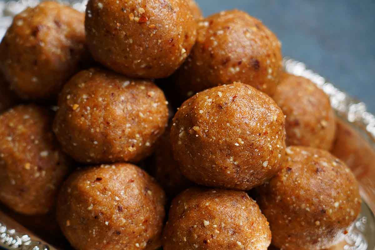 Mahalaxmi Karachi Laddu 500 Gm