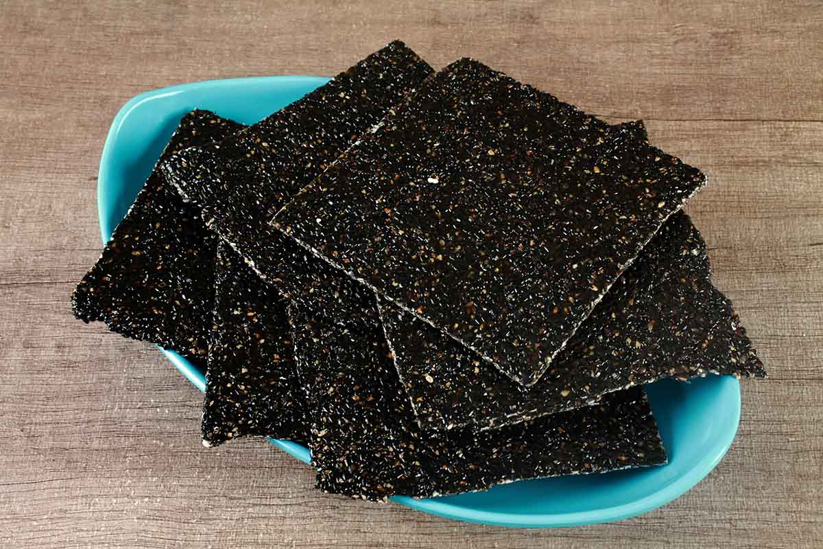 Desi Black Till Papdi 200 Gm