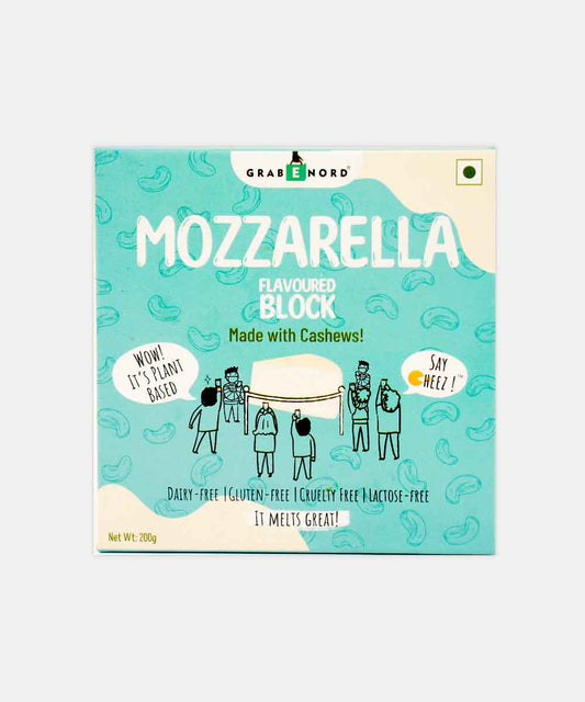 Grabenord Mozzarella Block Made With Cashews 200 Gm