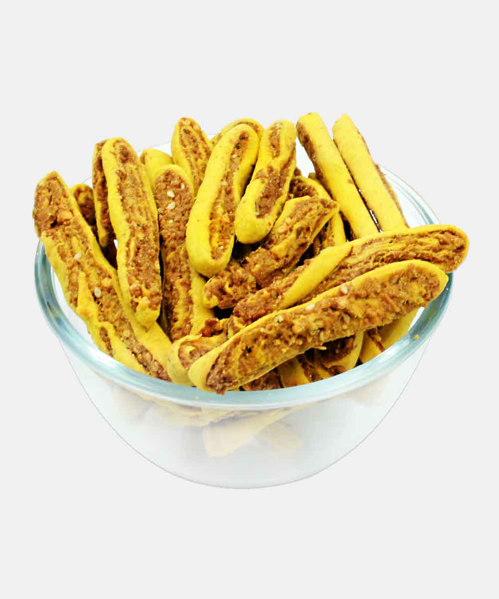 Baked Garlic Bhakarwadi 200 Gm