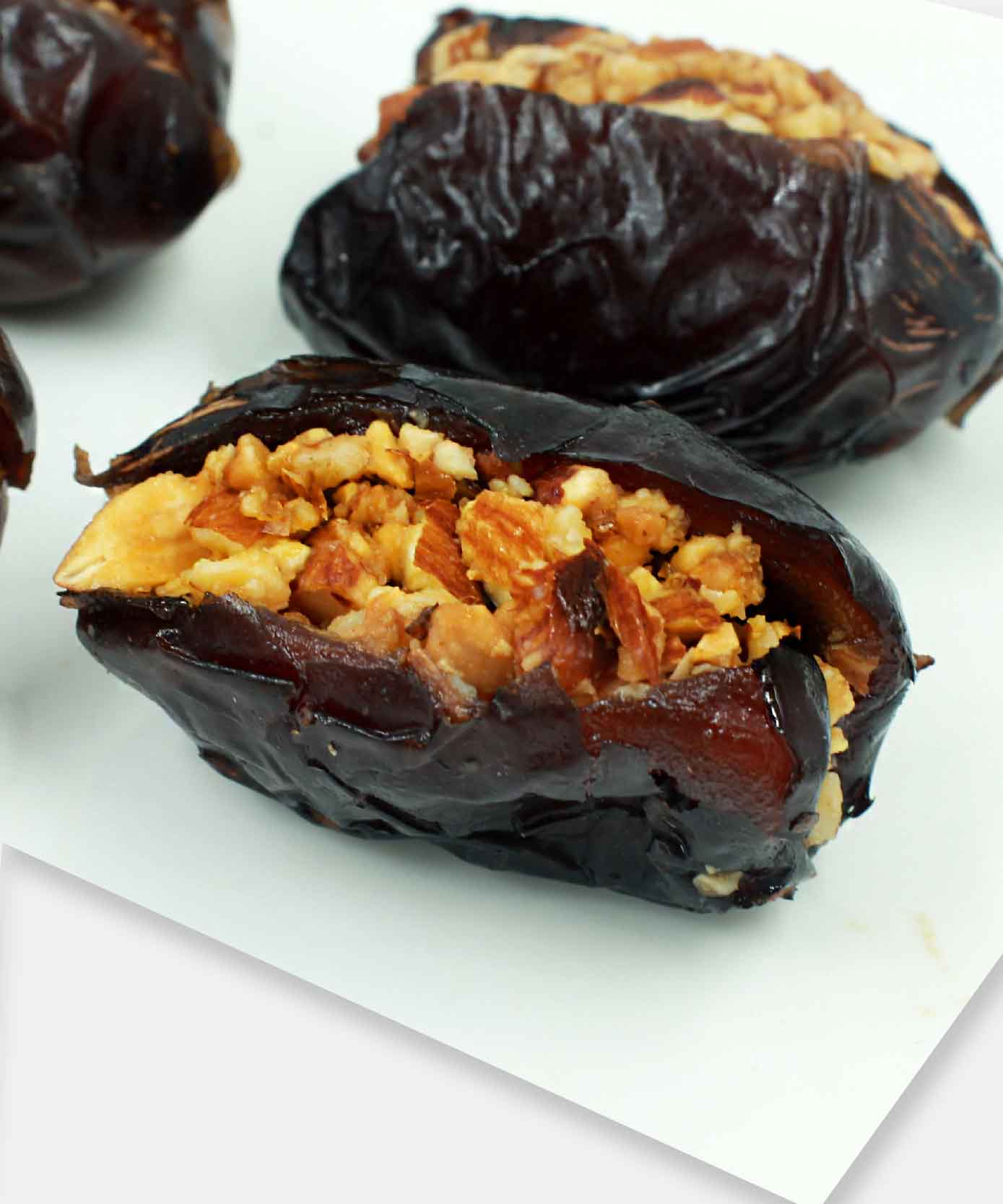 Almond Caramel Dates Sweet 1 Kg