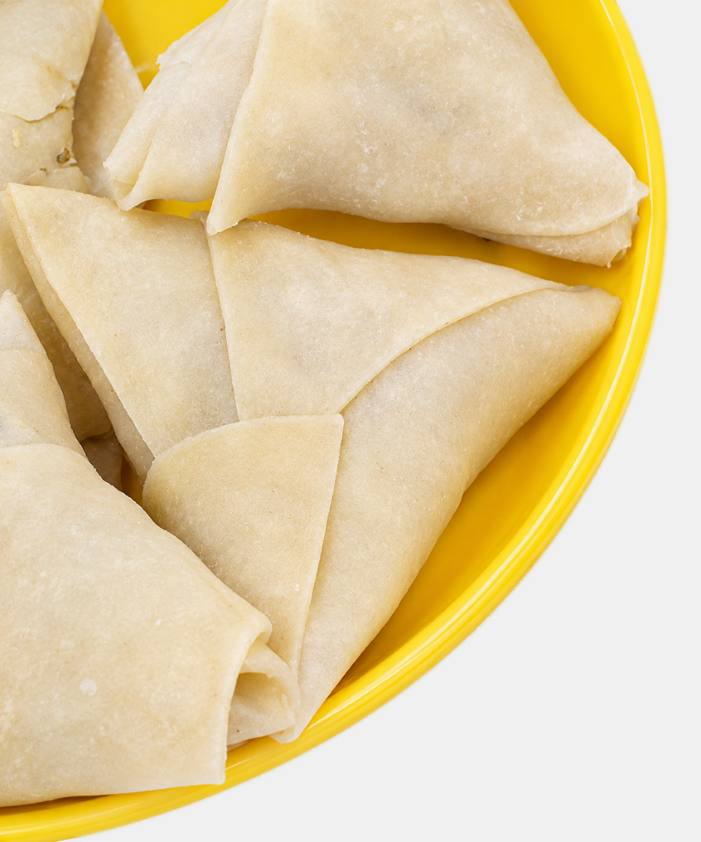 Cheese Corn Paneer Samosa 6 Pieces