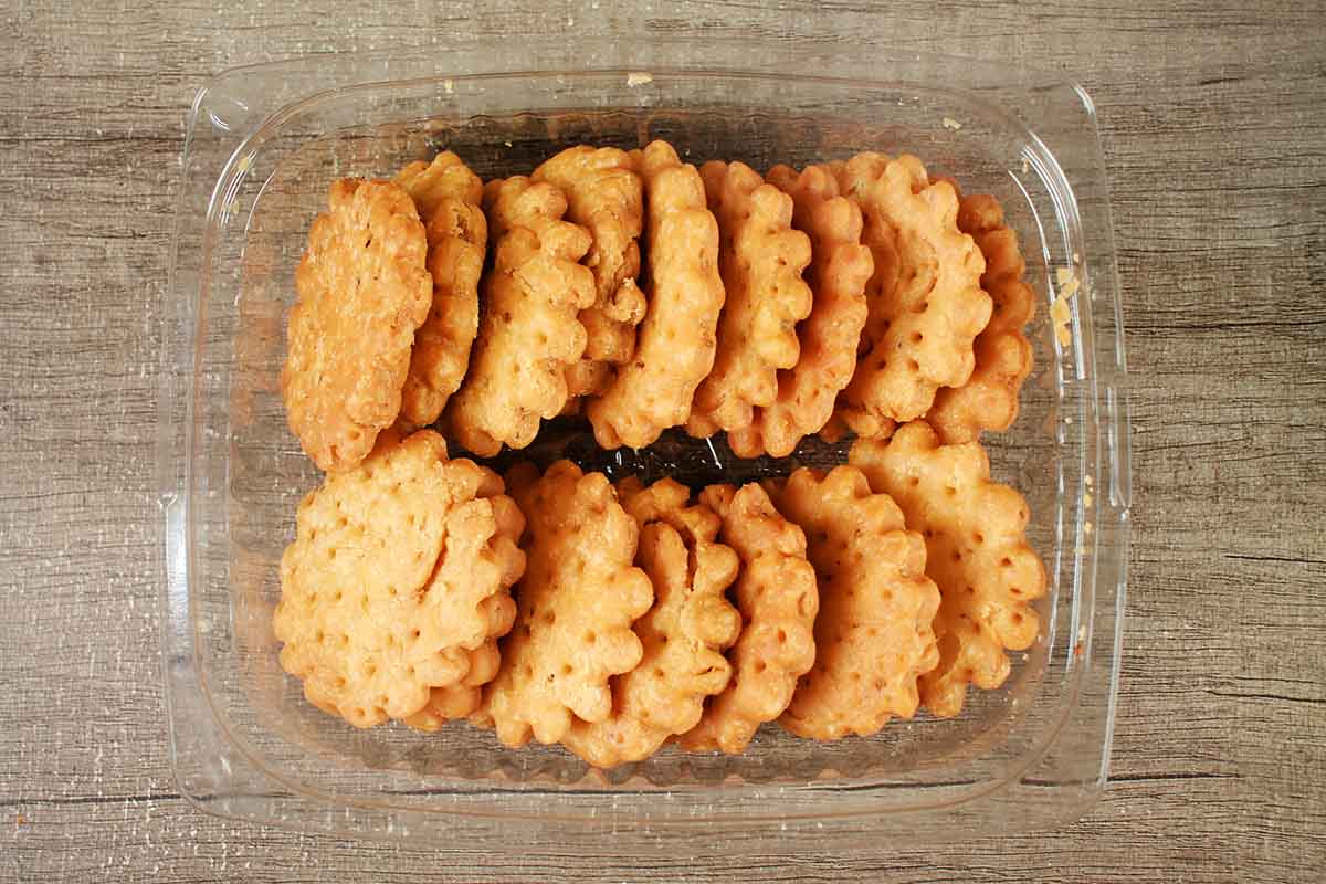 Achari Mathri Puri 300 Gm