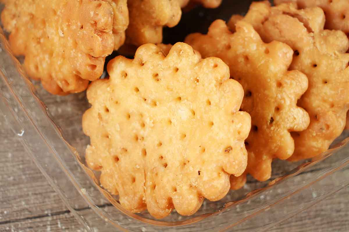 Achari Mathri Puri 300 Gm