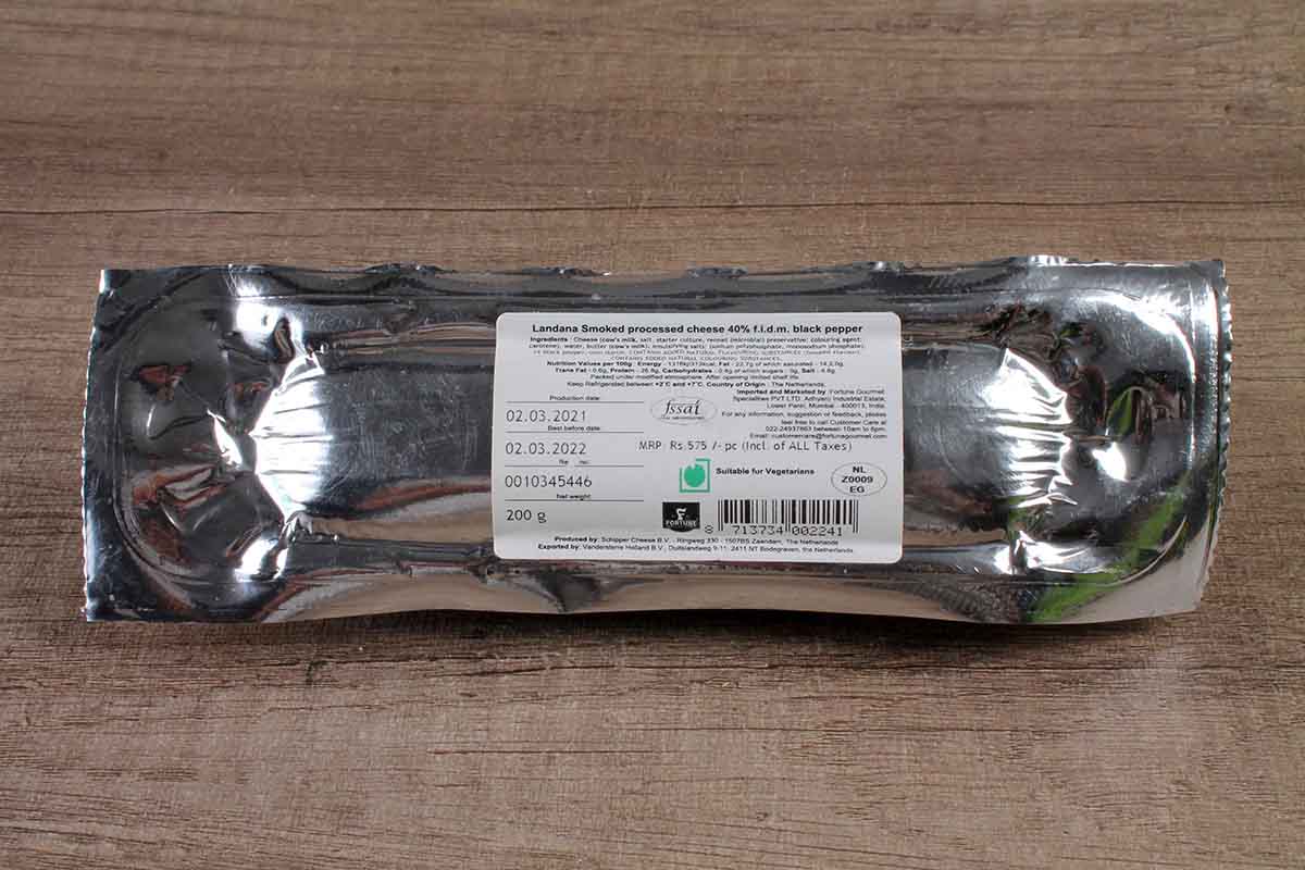 Landana Smoked Cheese Black Pepper 200 Gm