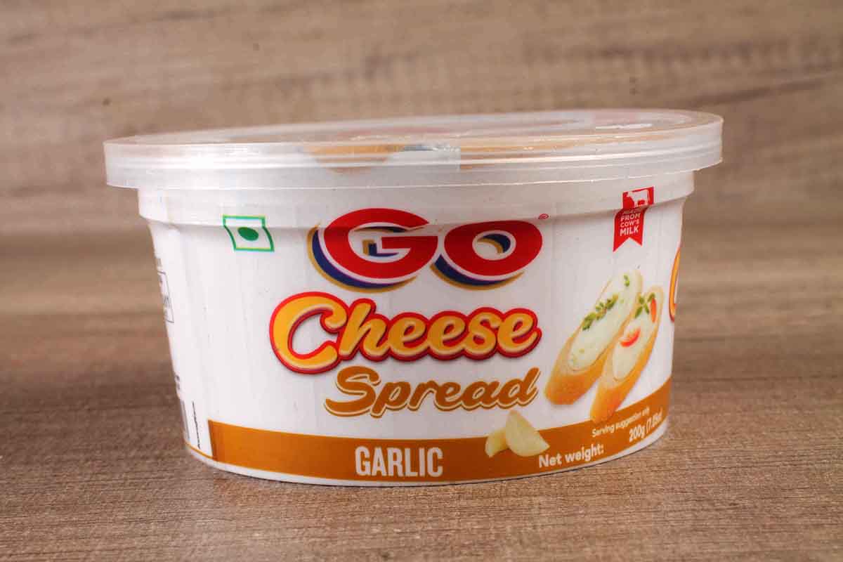 Go Garlic Cheese Spread 200 Gm