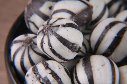 Kala Gola Drops 250 Gm