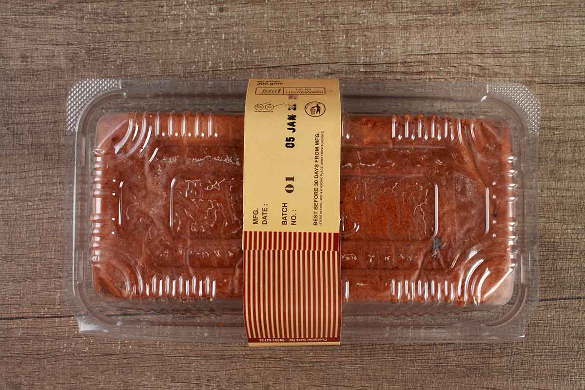 Mums Eggless Date & Walnut Cake 250 Gm