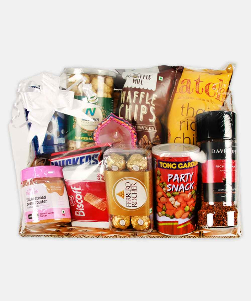 PARTY SNACK EXTRAVAGANZA HAMPER