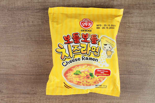Ottogi Cheese Ramen Noodle 111 Gm