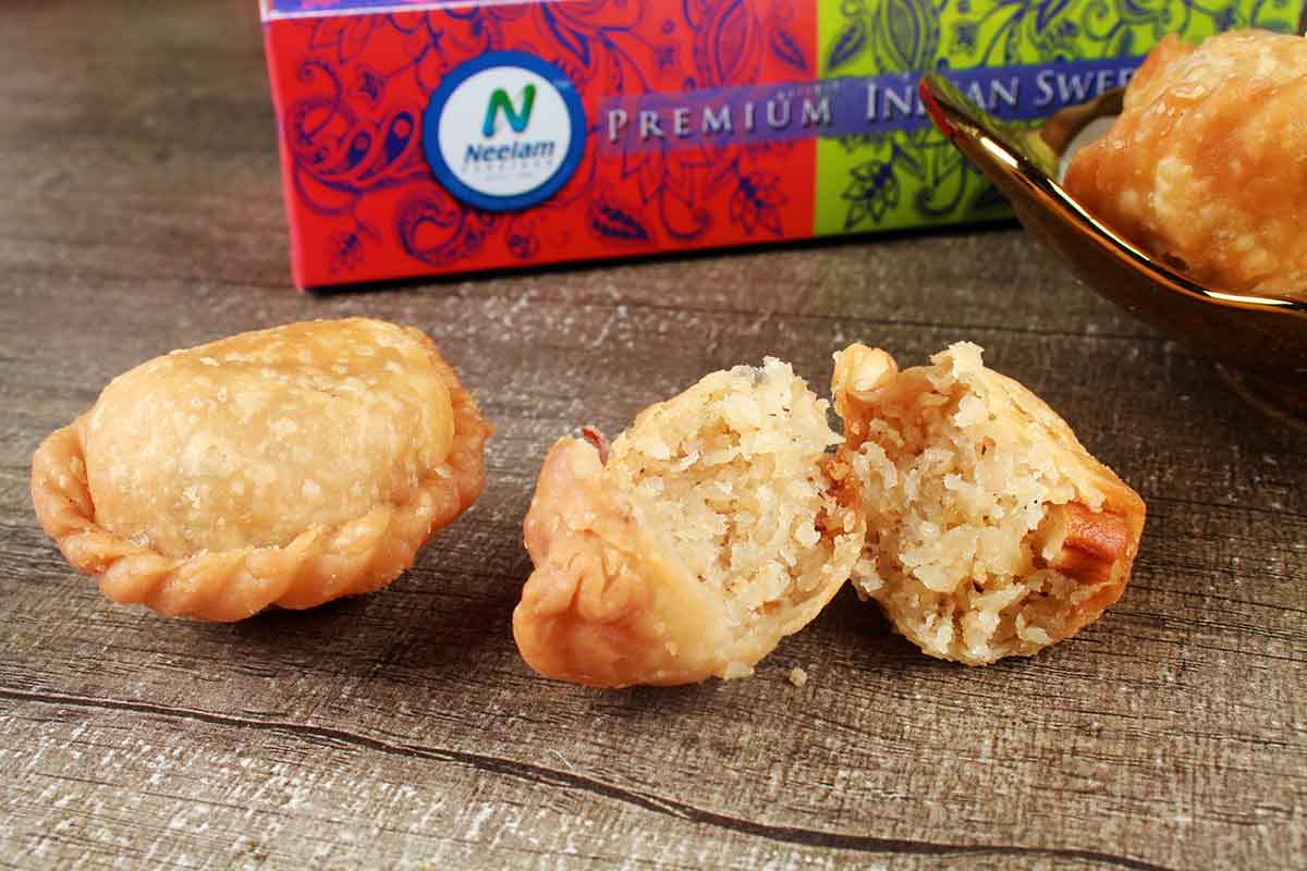 Coconut Karanji 250 Gm