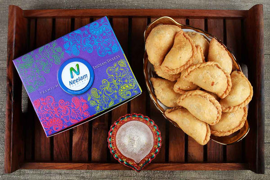 Suji Coconut Karanji 250 Gm