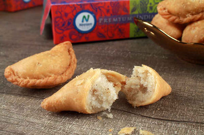 Suji Coconut Karanji 250 Gm