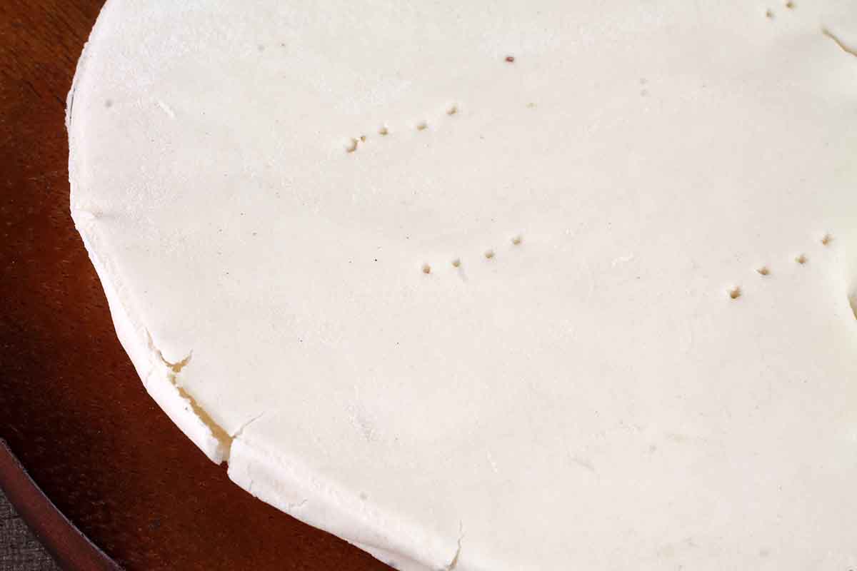 White Pizza Bread Thin 2 Pc
