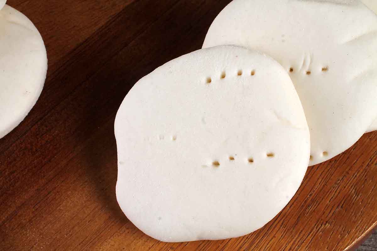 Coin Pizza Base 12 Pc