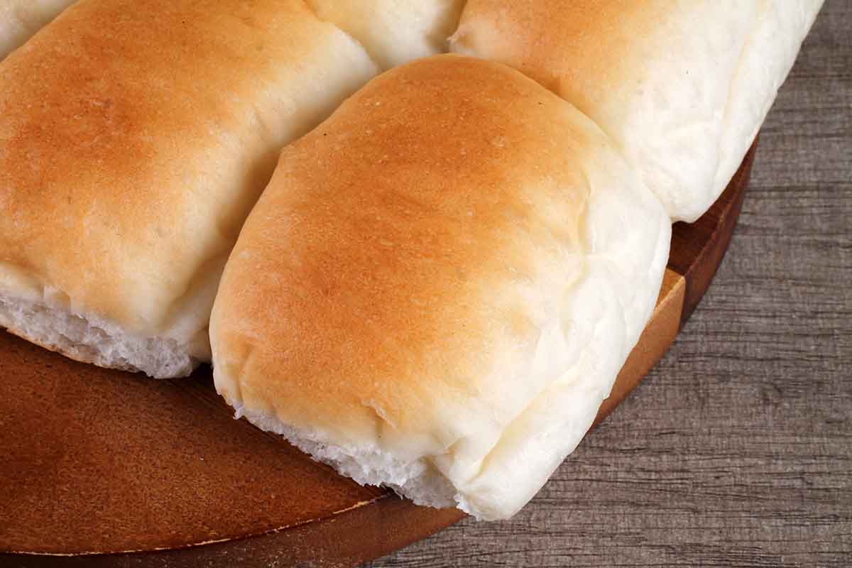 White Ladi Pav 8 Pieces