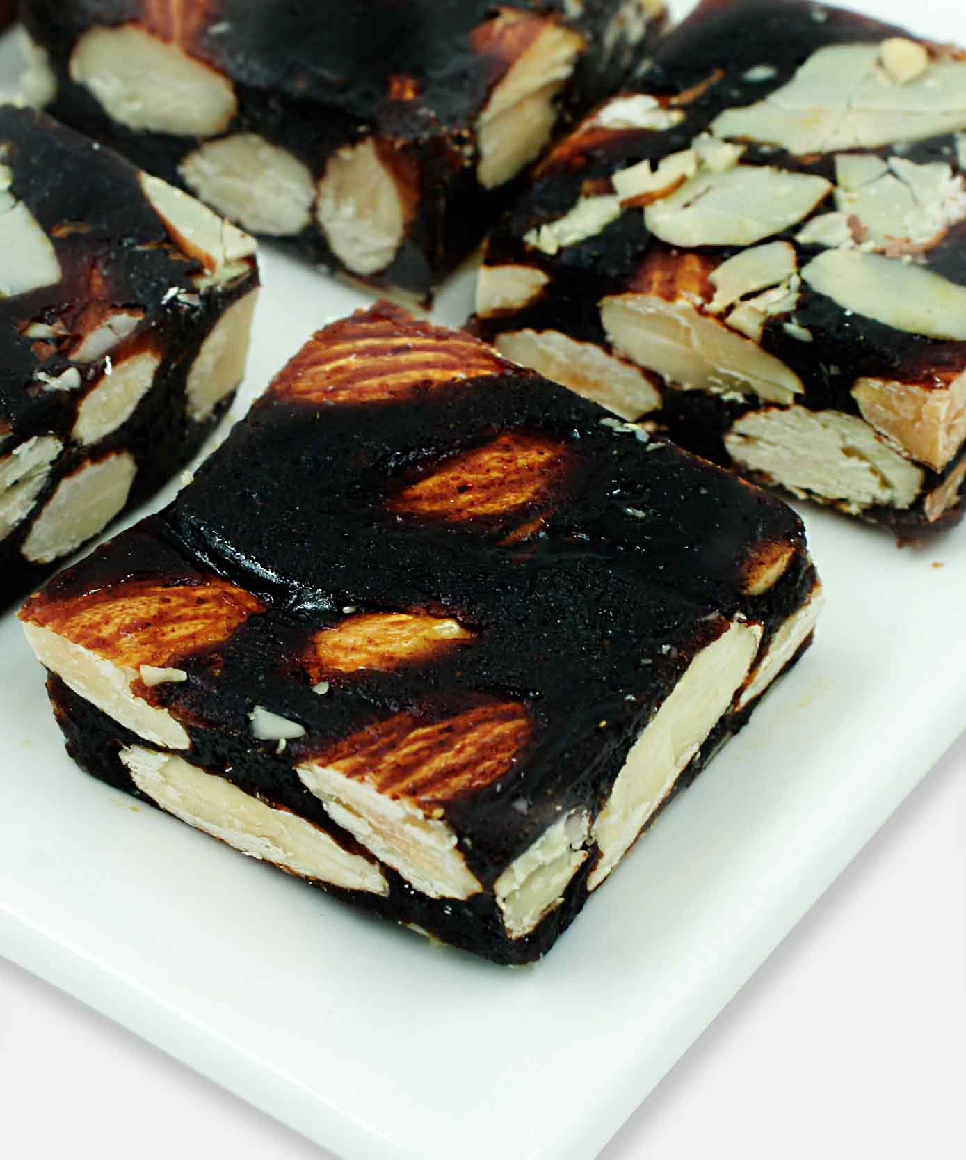 Badam Khajur 1 Kg No Added Sugar Sweet