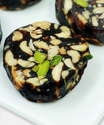 Khajur Roll 500 Gm No Added Sugar Sweet