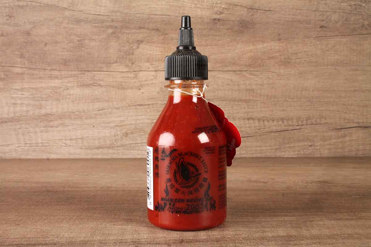 Flying Goose Sriracha Blackout Sauce 200 Ml