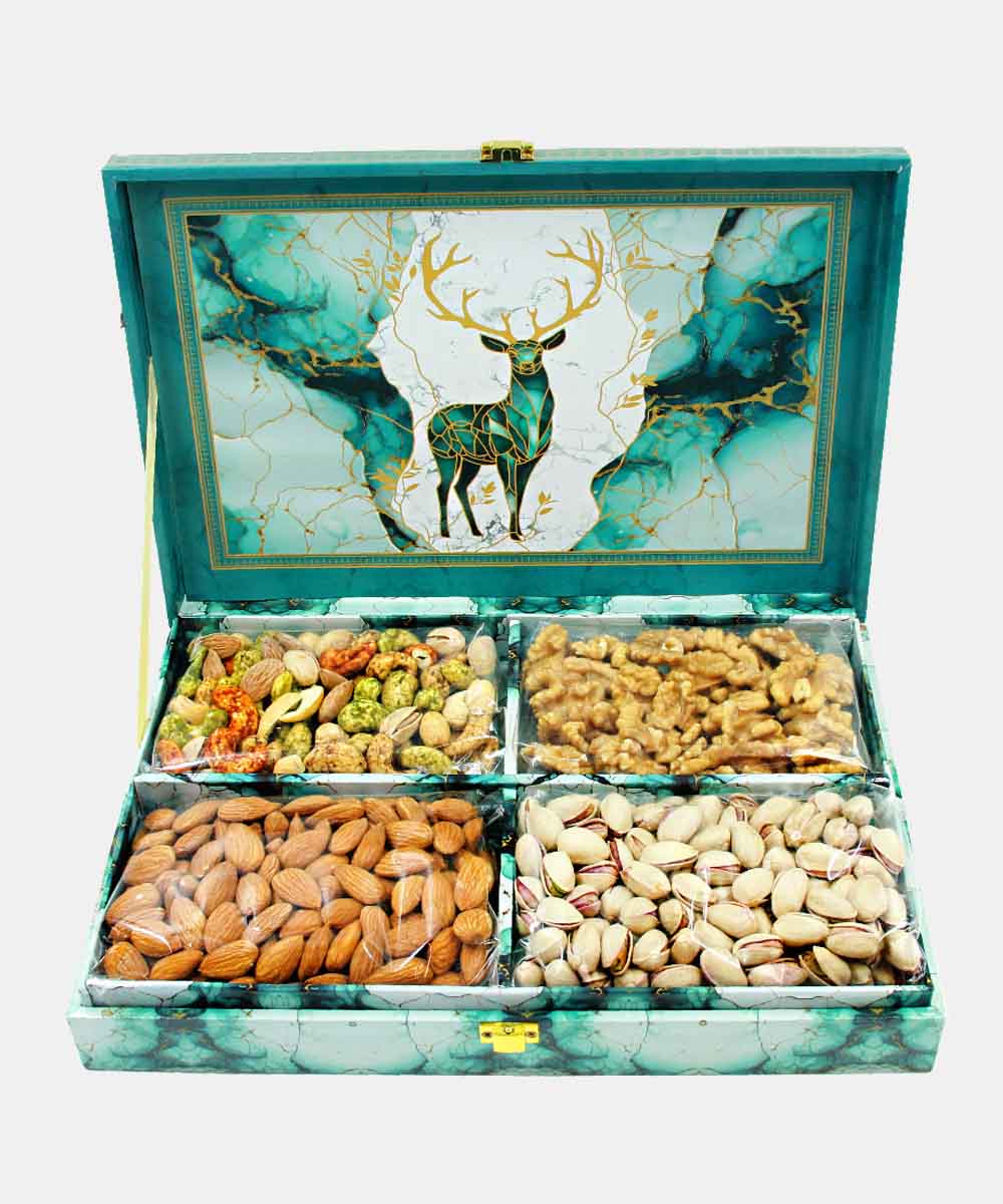 Raindeer Dryfruit Box
