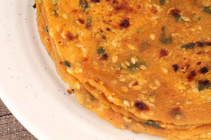 Special Garlic Thepla 200 Gm
