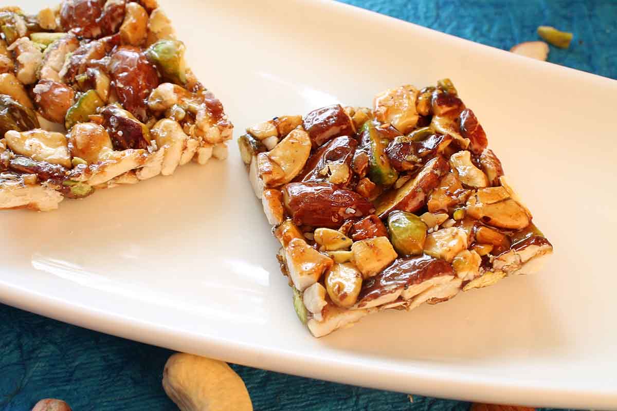 Stevia Kaju Badam Pista Chikki Sweet 250 Gm