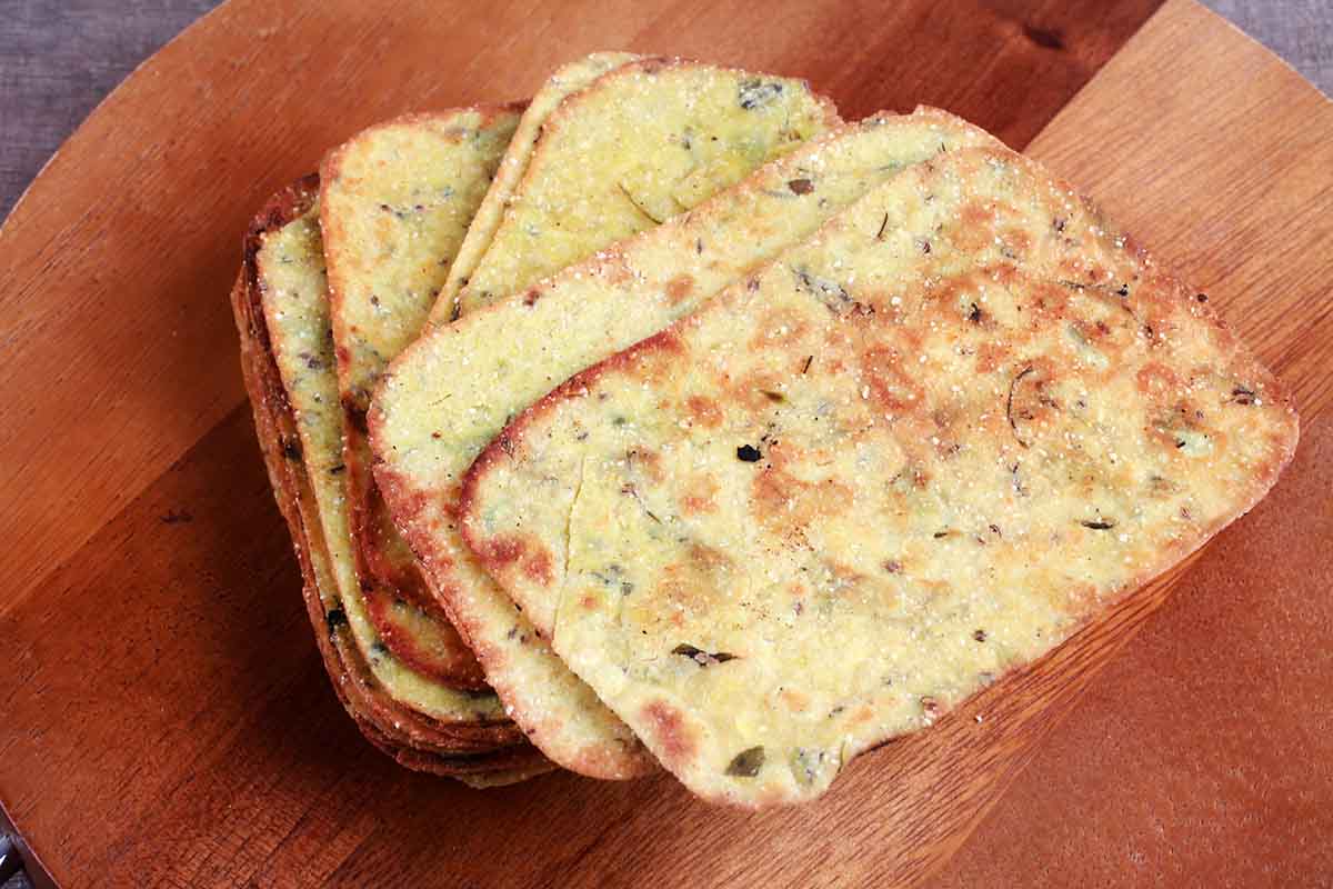 Whole Wheat Makai Methi Mobile Khakhra 200 Gm