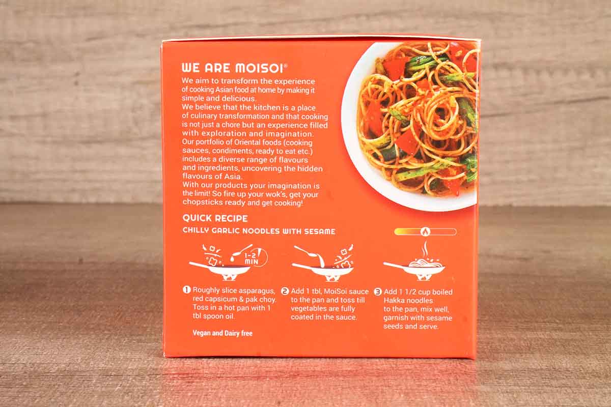 Moi Soi Hot Garlic Sauce 175 Gm