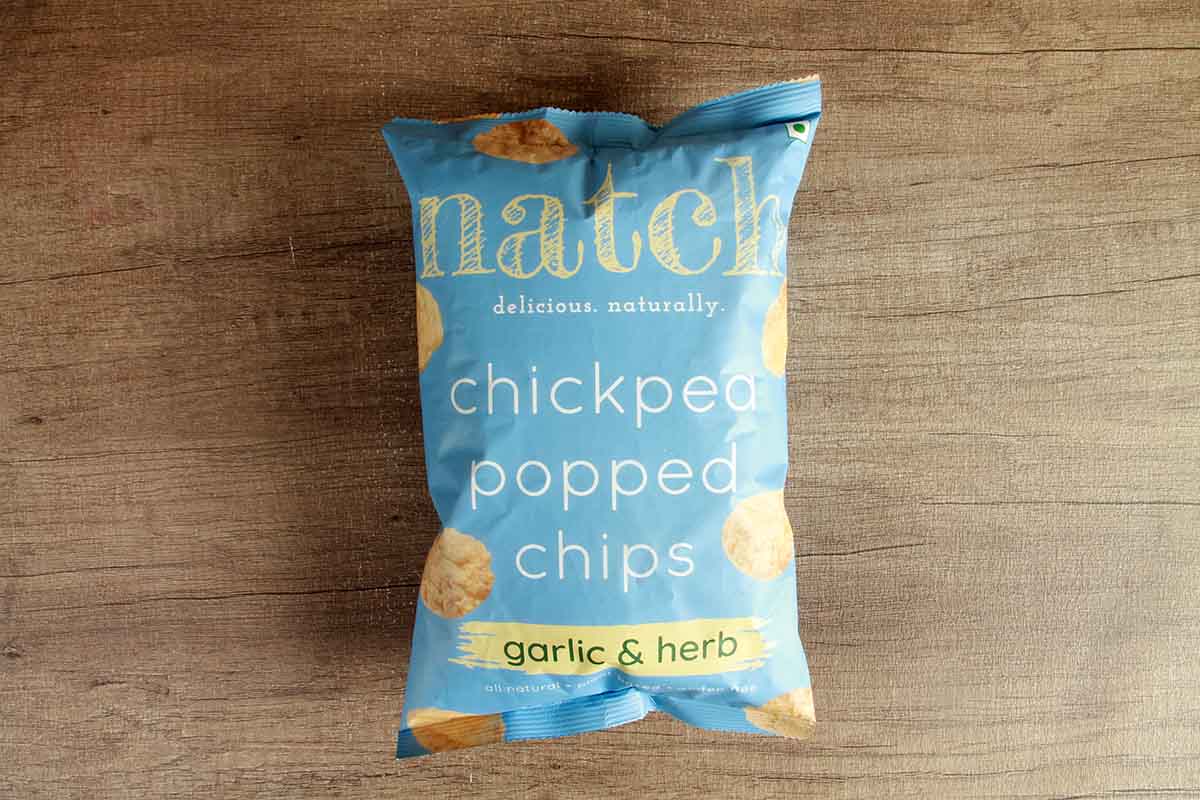 Natch Garlic & Herb Chickpea Popped Chips 55 Gm
