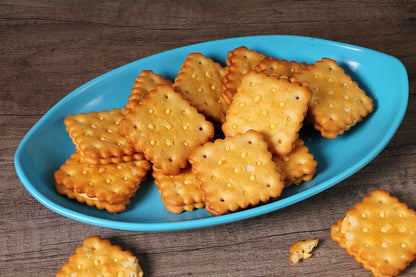 Whole Wheat Cheese Sandwich Puff 180 Gm
