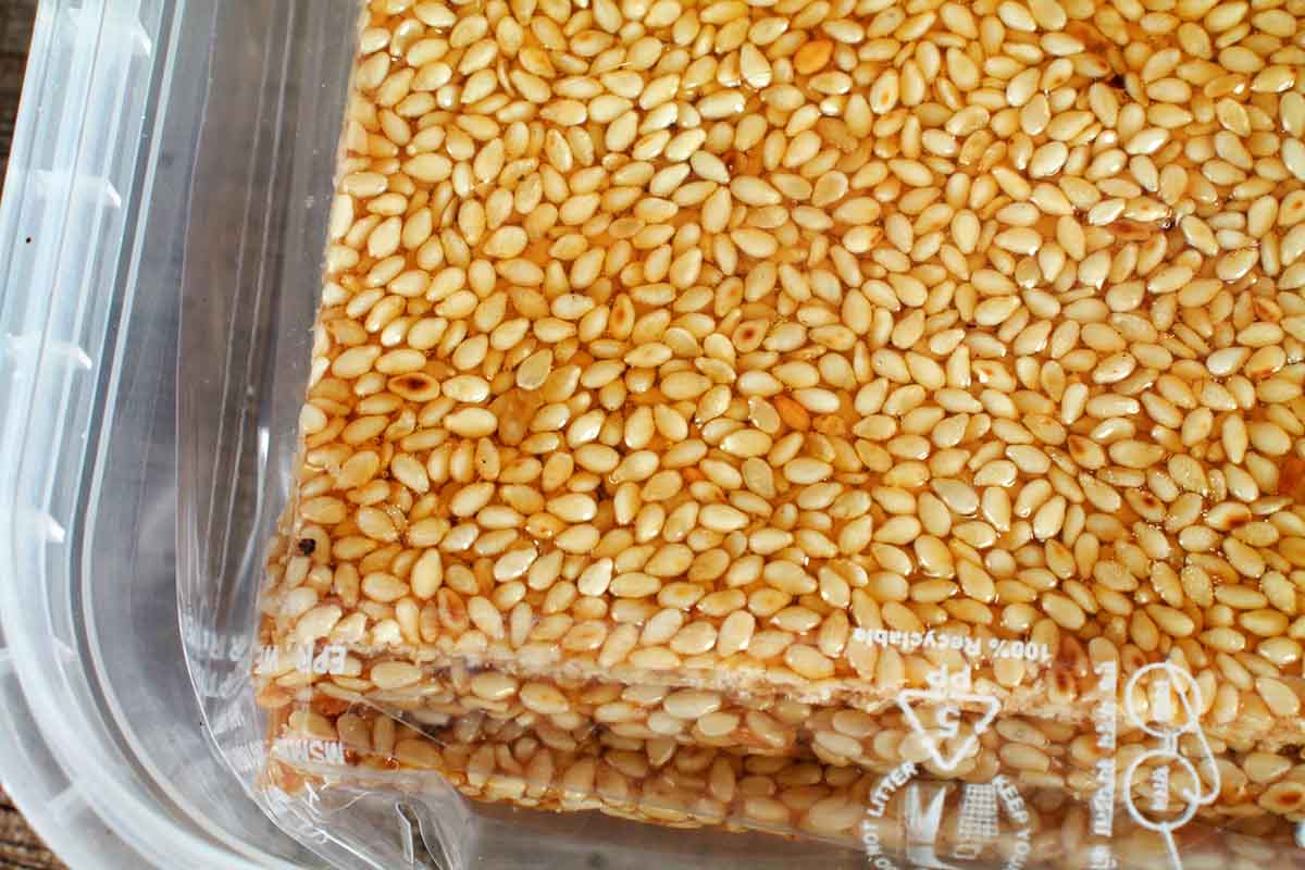Desi Till Papdi 200 Gm