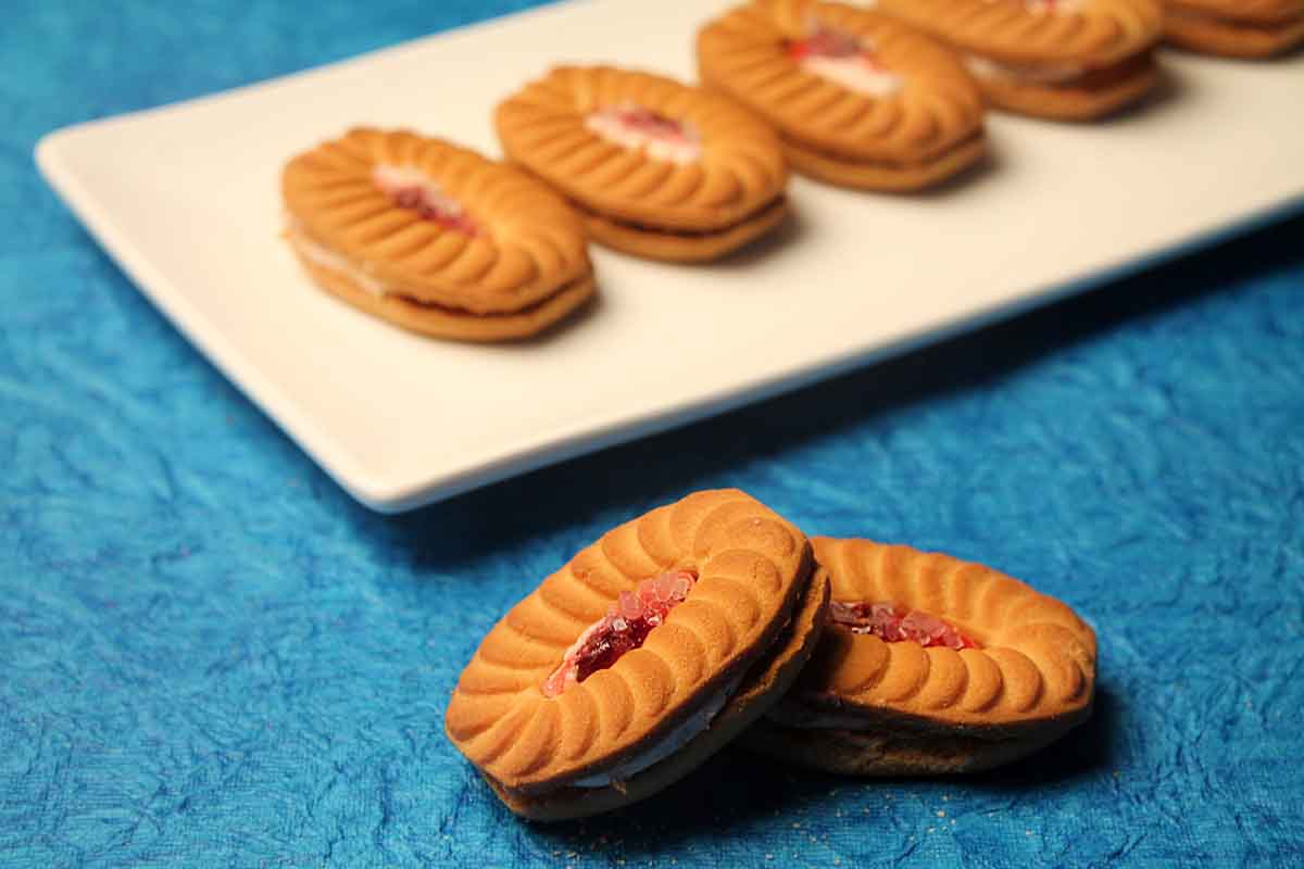 Fruit Cream Biscuit 120 Gm