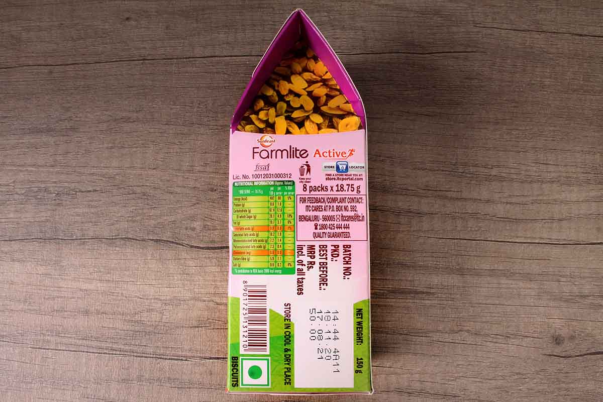 Sunfeast Farmlite Oats & Raisins Biscuits 150 Gm