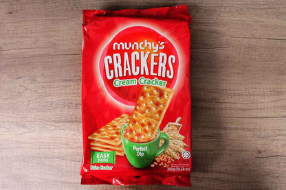 Munchys Cream Creckers 300 Gm