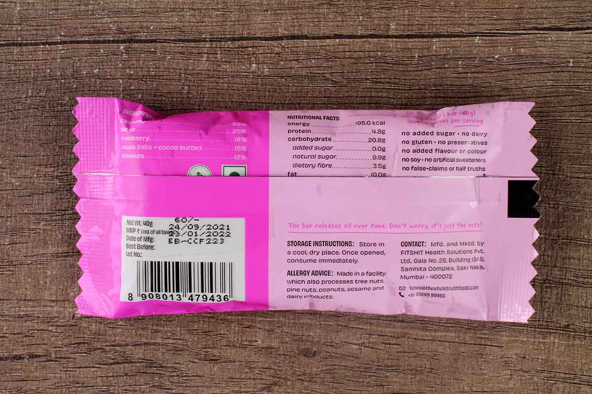 The Whole Truth Cocoa Cranberry Fudge Bar 40 Gm