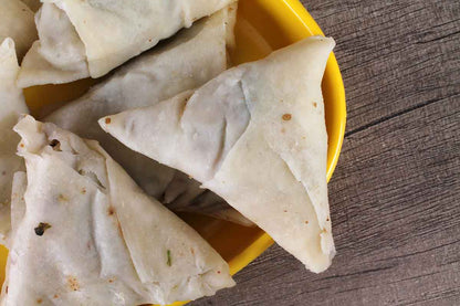 Vegetable Samosa 6 Piece