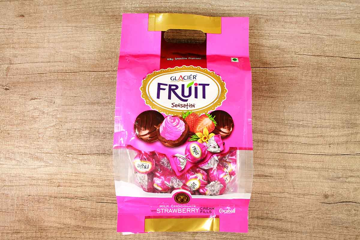 Glacier Fruit Milk Strawberry Chocolate 330 Gm