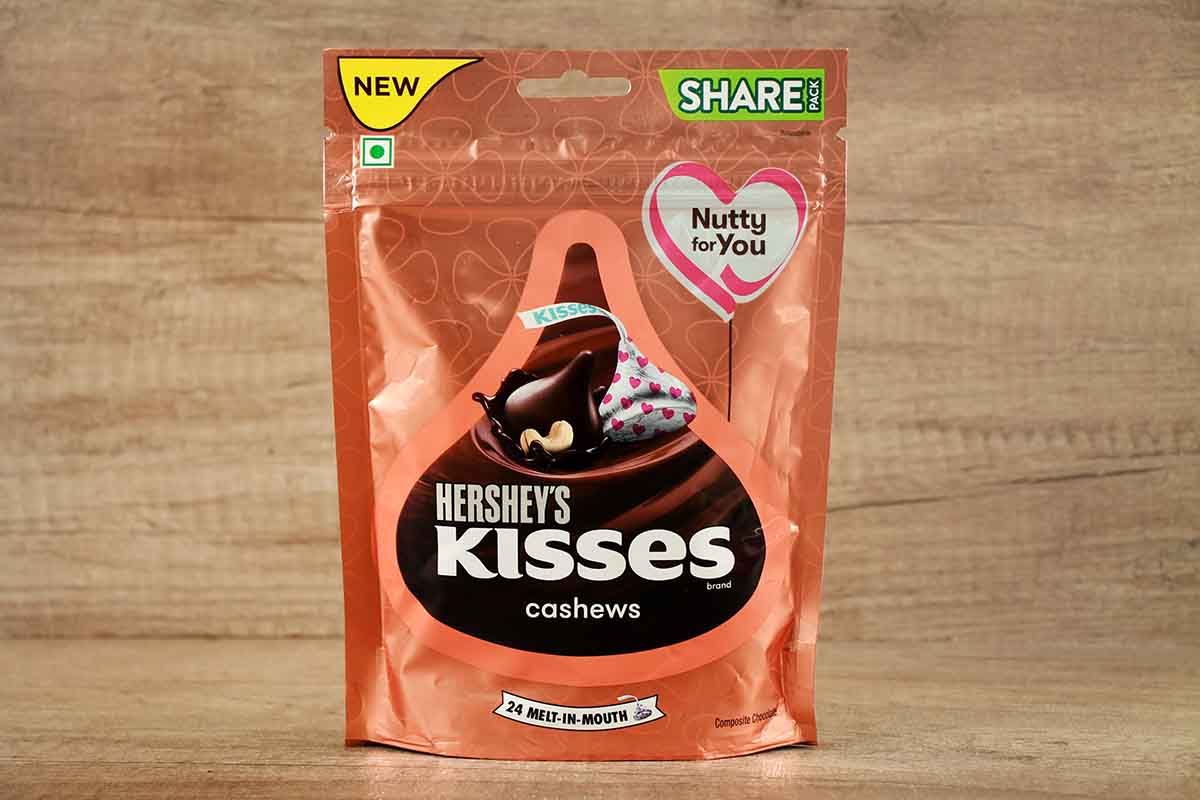 Hersheys Kisses Cashews Chocolate 100.8 Gm