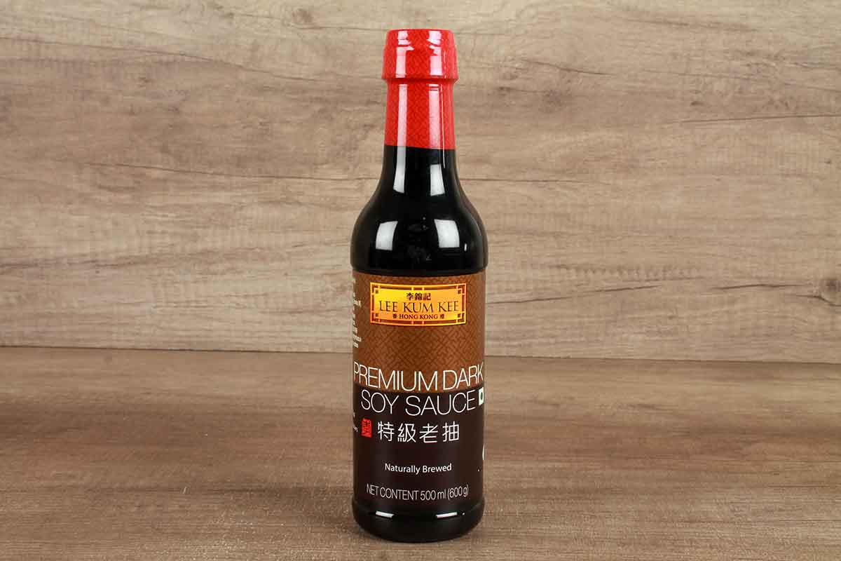 Lee Kum Kee Premium Dark Soy Sauce 500 Ml 600 Gm