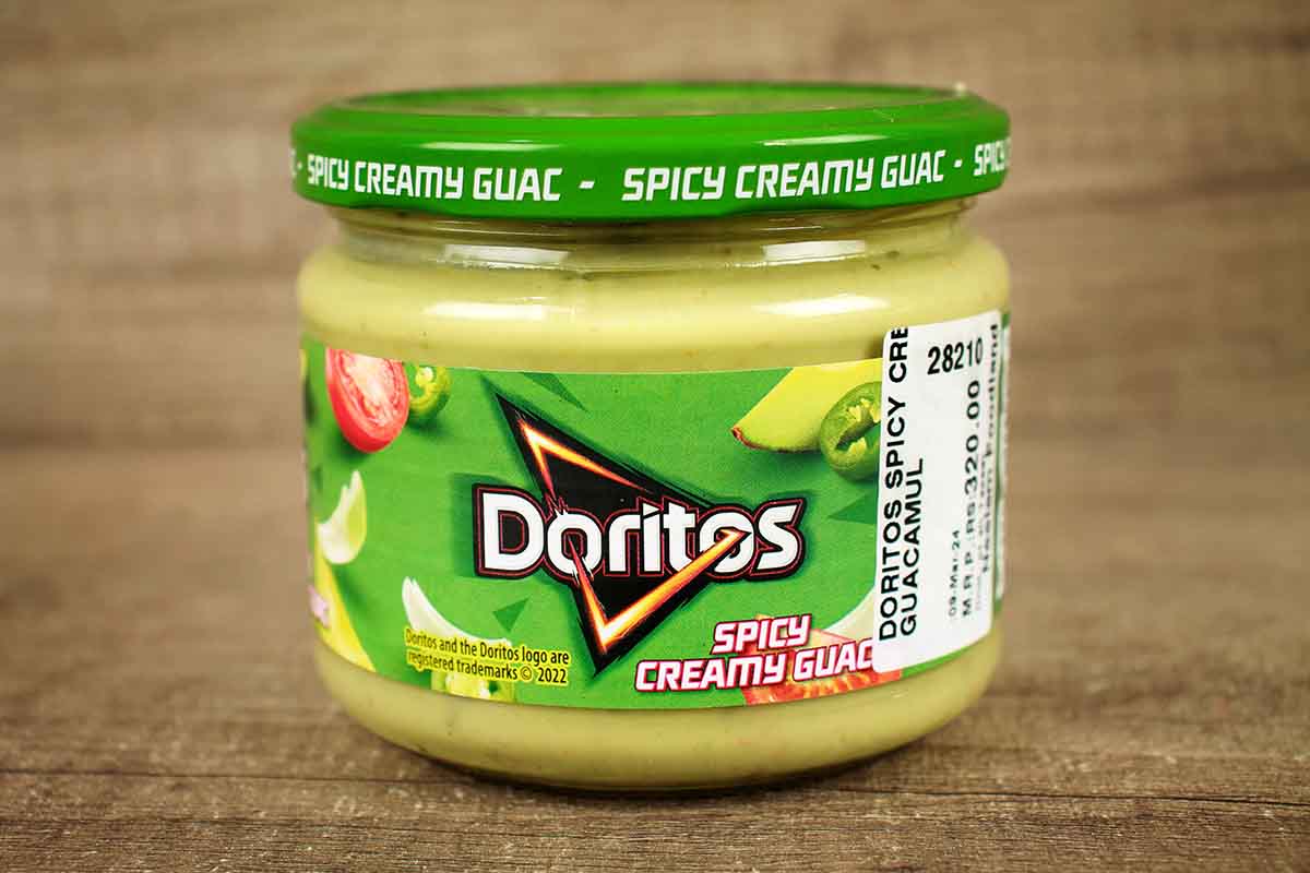 Doritos Spicy Creamy Guacamuli Dip Spread 270 Gm