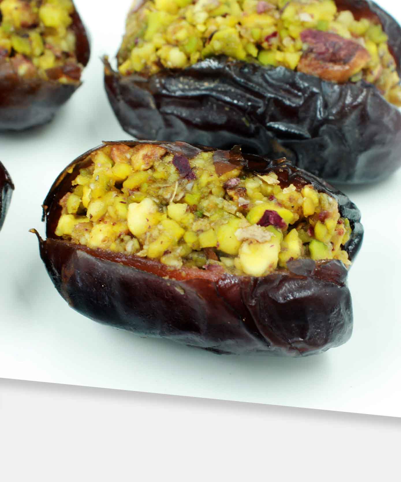 Pista Elaichi Dates ( Sweetened With Honey ) Sweet 500 Gm