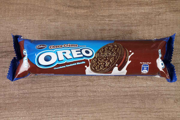 cadbury oreo chocolate cream biscuits 133 gm imported