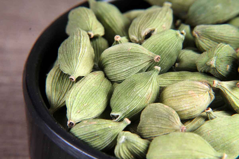 WHOLE GREEN CARDAMOM/ELAICHI 20