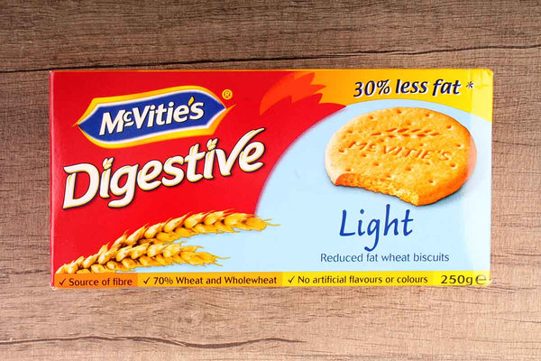 MCVITIES DIGESTIVE LIGHT BISCUITS 250