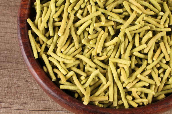 LESS OIL PALAK SEV 200